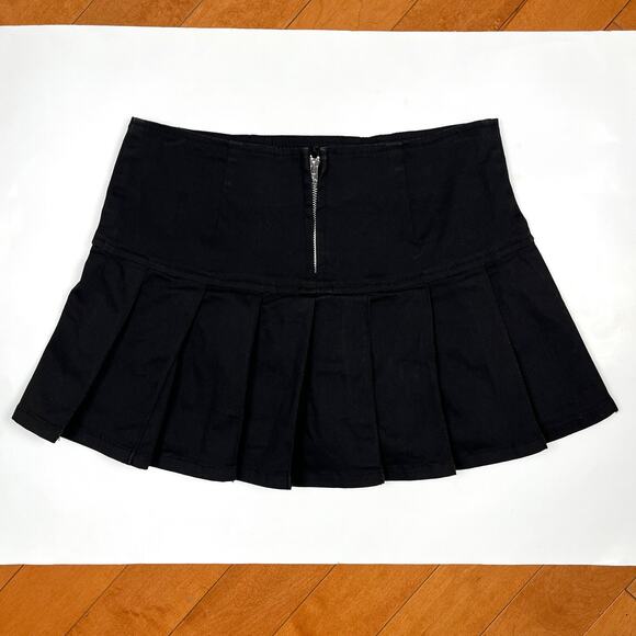 Rare Tripp NYC Black Corset Lace Up Pleated Mini Skirt Size Small Goth Hot Topic - Picture 6 of 13